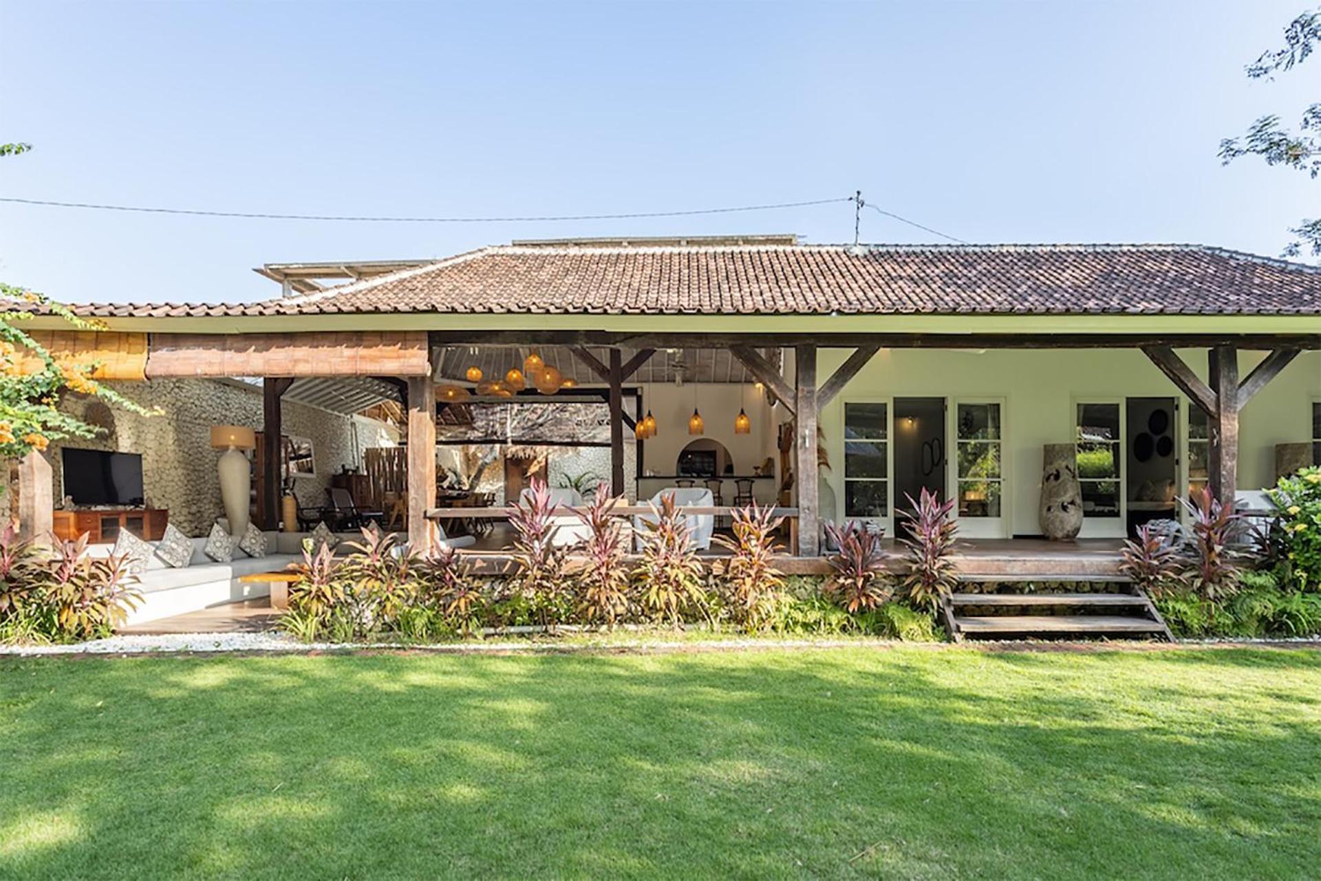 4 Bedroom Villa - Kerobokan Семиняк Екстериор снимка